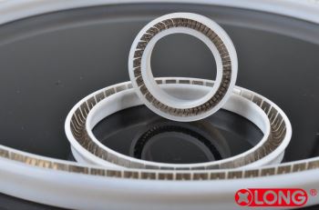 Tesnenia hydraulického ventilu s pružinou z PTFE